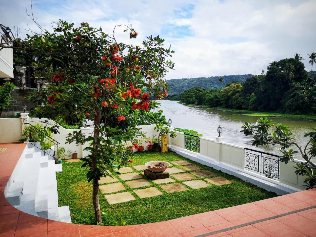 Casa Marina Bed And Breakfast Pagsanjan Buitenkant foto